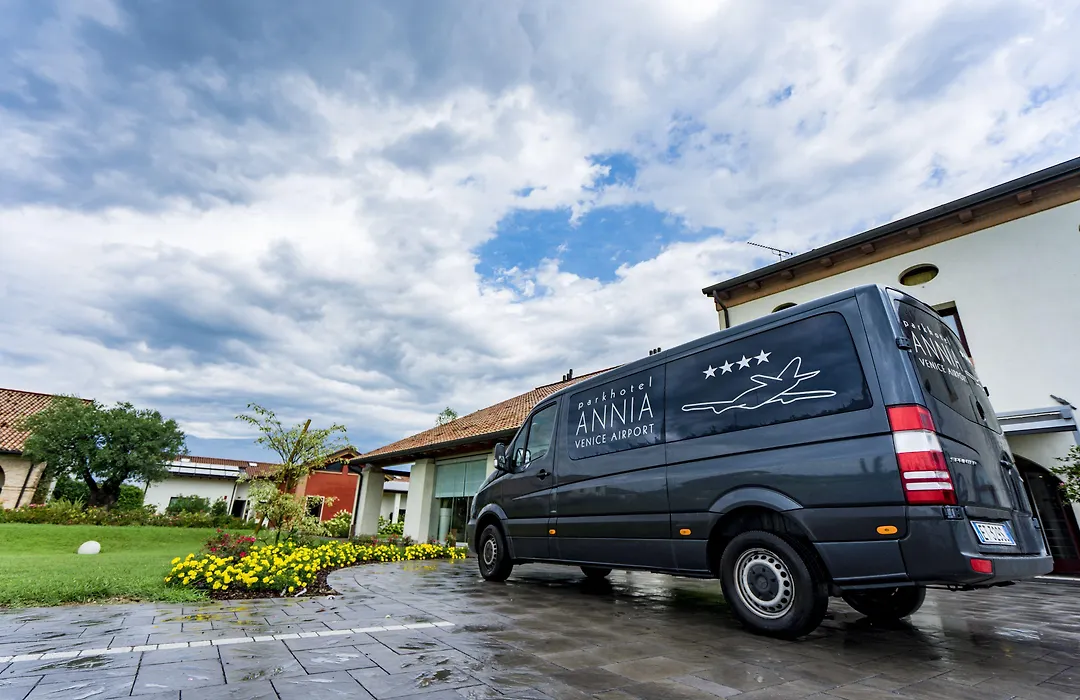 Annia Park Hotel Venice Airport-1