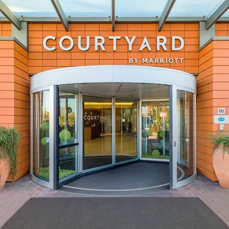 Courtyard By Marriott Venice Airport-3